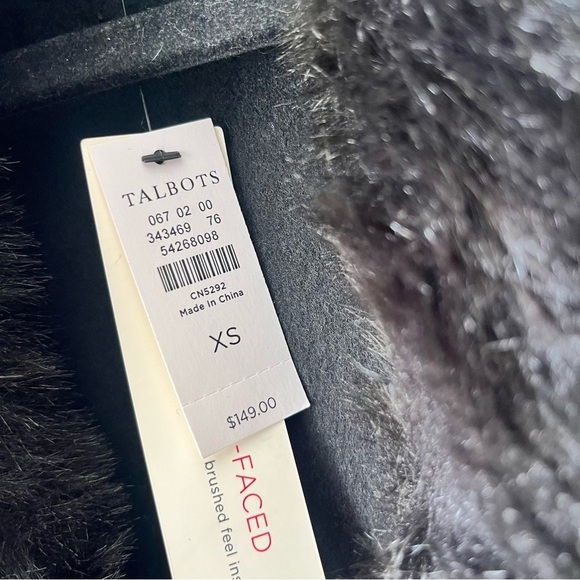 NWT Talbots Sweater Vest With Detachable Faux Fur Collar Size XS - Picture 4 of 7